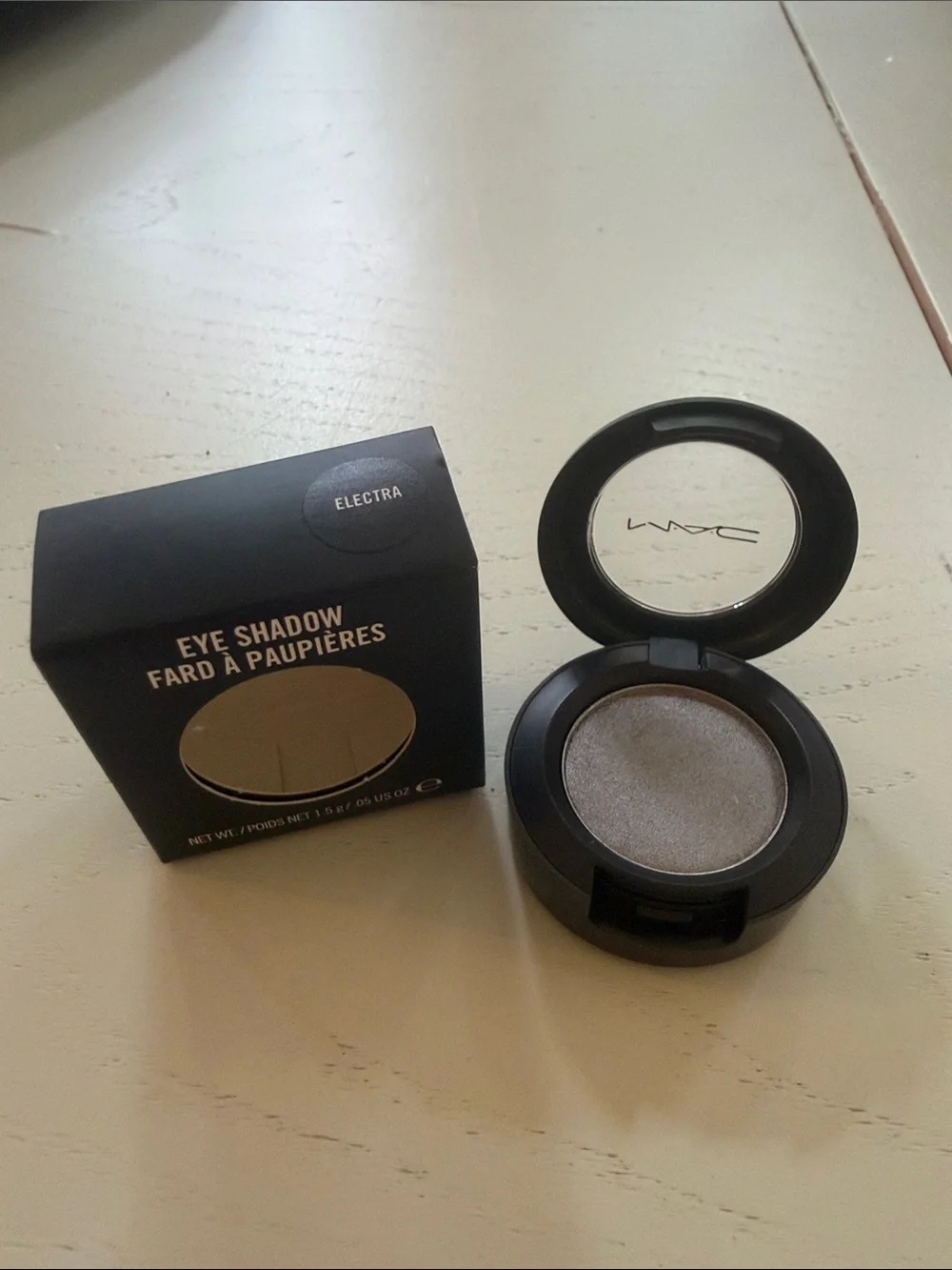 MAC Cosmetics Electra Eyeshadow — Shimmery